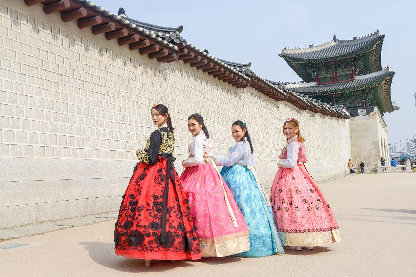 Korean traditional dress 